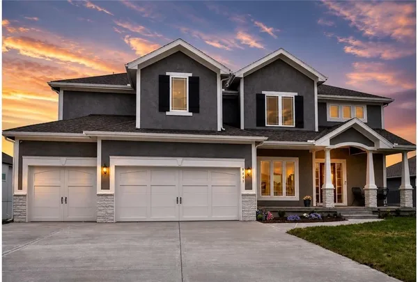 $729,999 | 9411 Northeast 98th Street, Kansas City, MO 64157