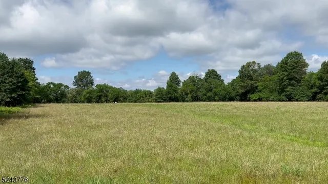 $429,000 | 37 Barbertown Point Breeze Road, Frenchtown, NJ 08825