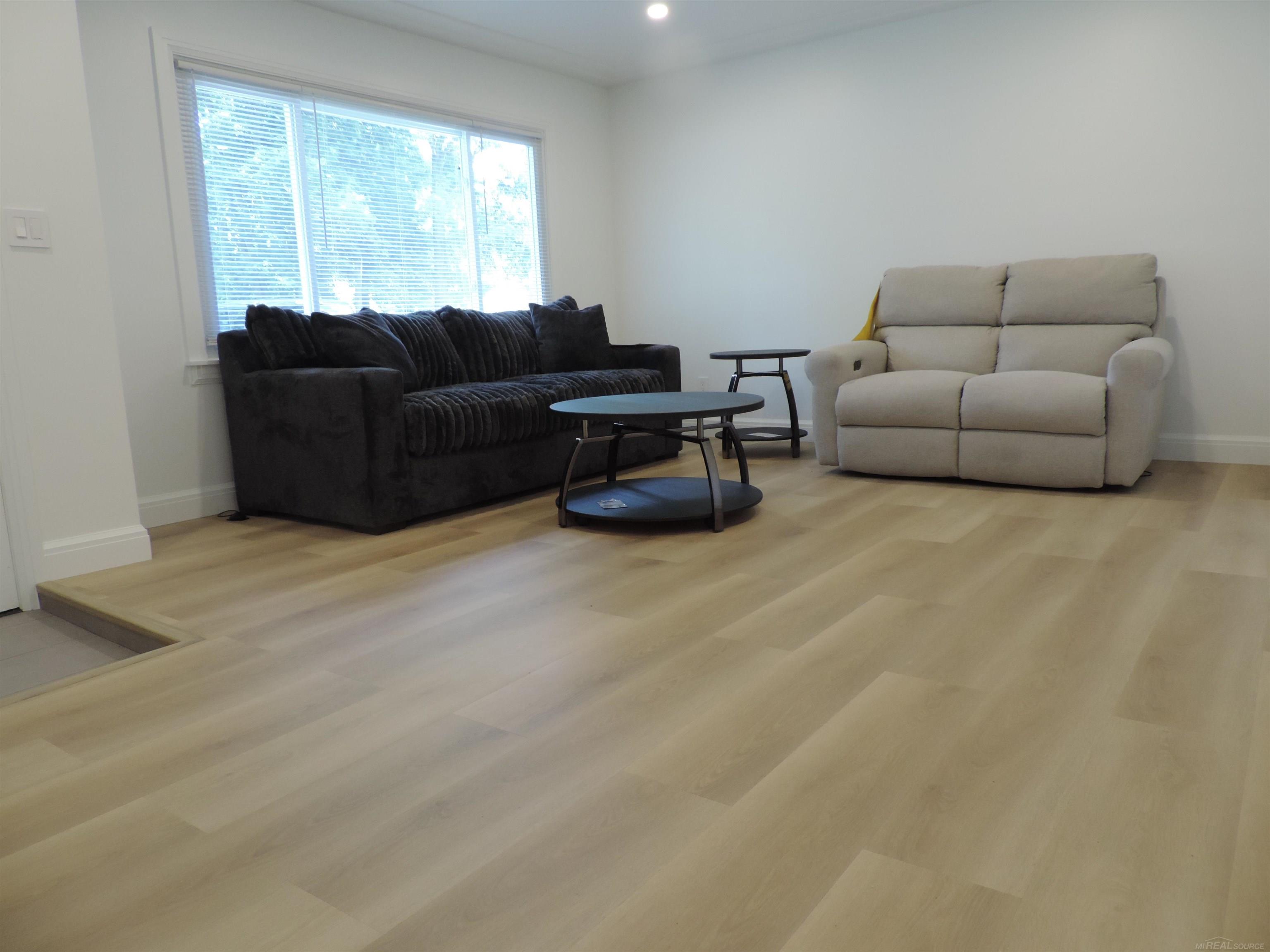 1838 Alsdorf Avenue Rochester Hills, MI 48309 - Photo 4 of 59
