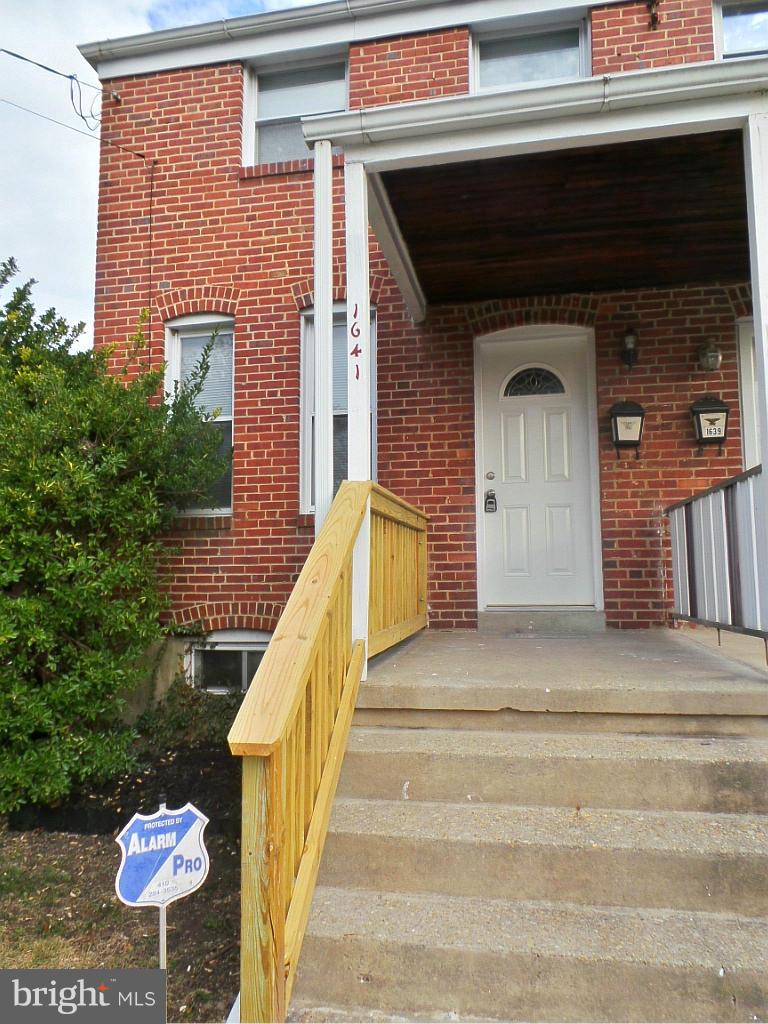 1641 Yakona Road Baltimore, MD 21286 - Photo 1 of 20 Exterior (Front)