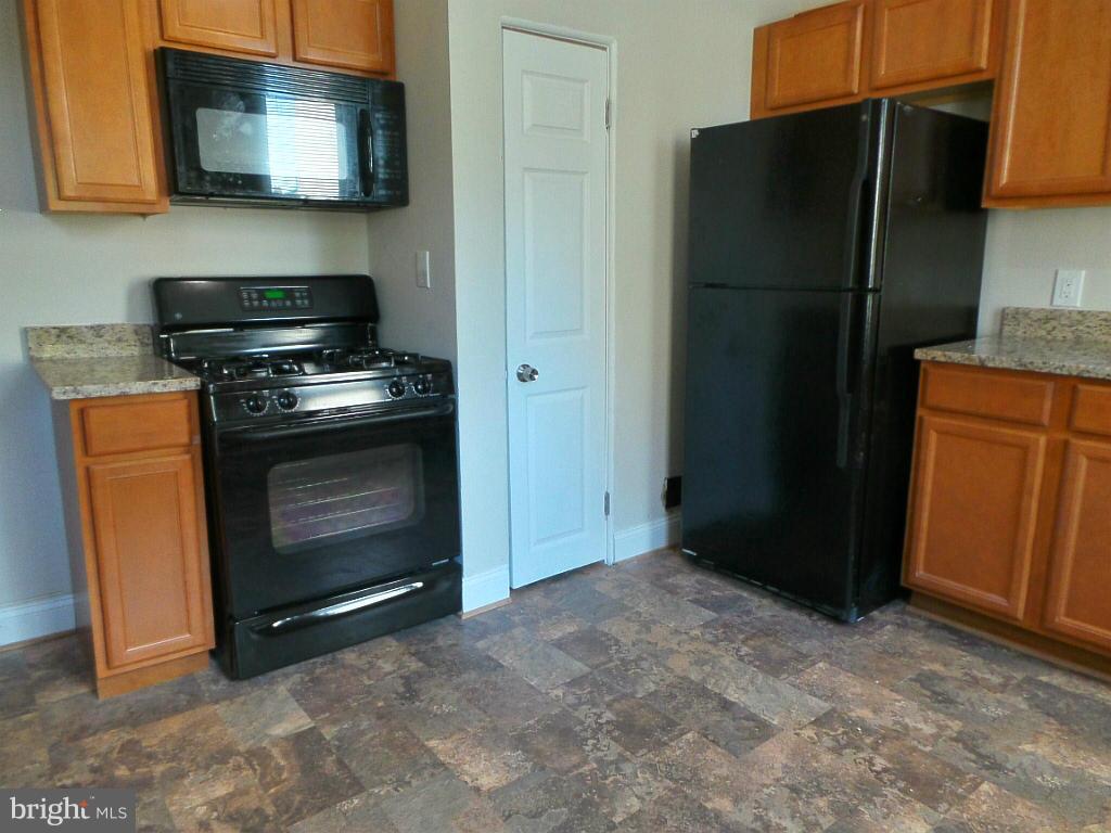 1641 Yakona Road Baltimore, MD 21286 - Photo 5 of 20 Kitchen