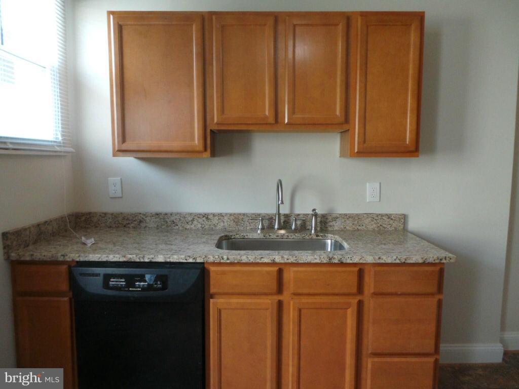 1641 Yakona Road Baltimore, MD 21286 - Photo 7 of 20 Kitchen