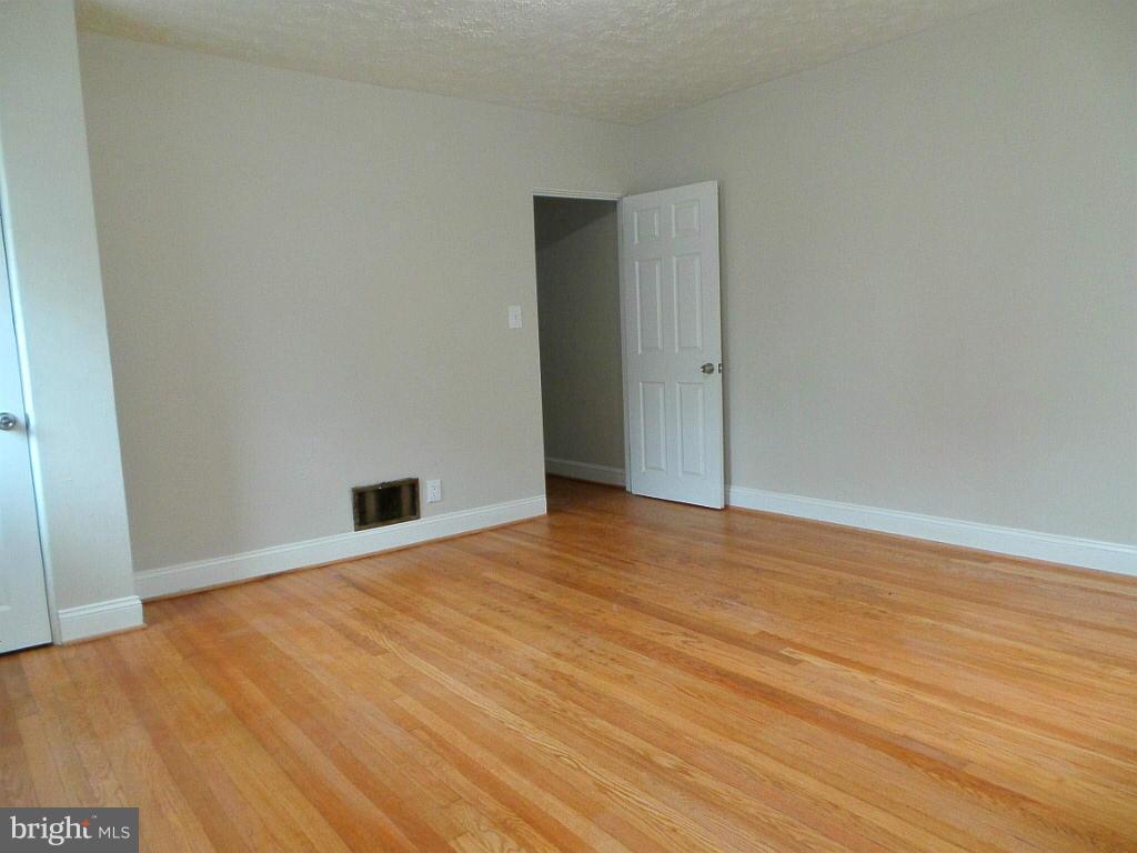 1641 Yakona Road Baltimore, MD 21286 - Photo 10 of 20 Bedroom