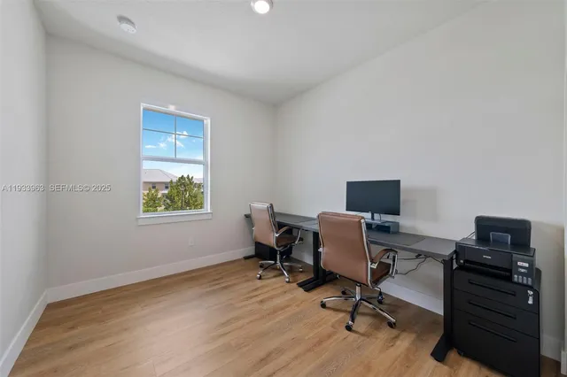 $3,350 | 5180 Eucalyptus Drive, Unit 2, Hollywood, FL 33021