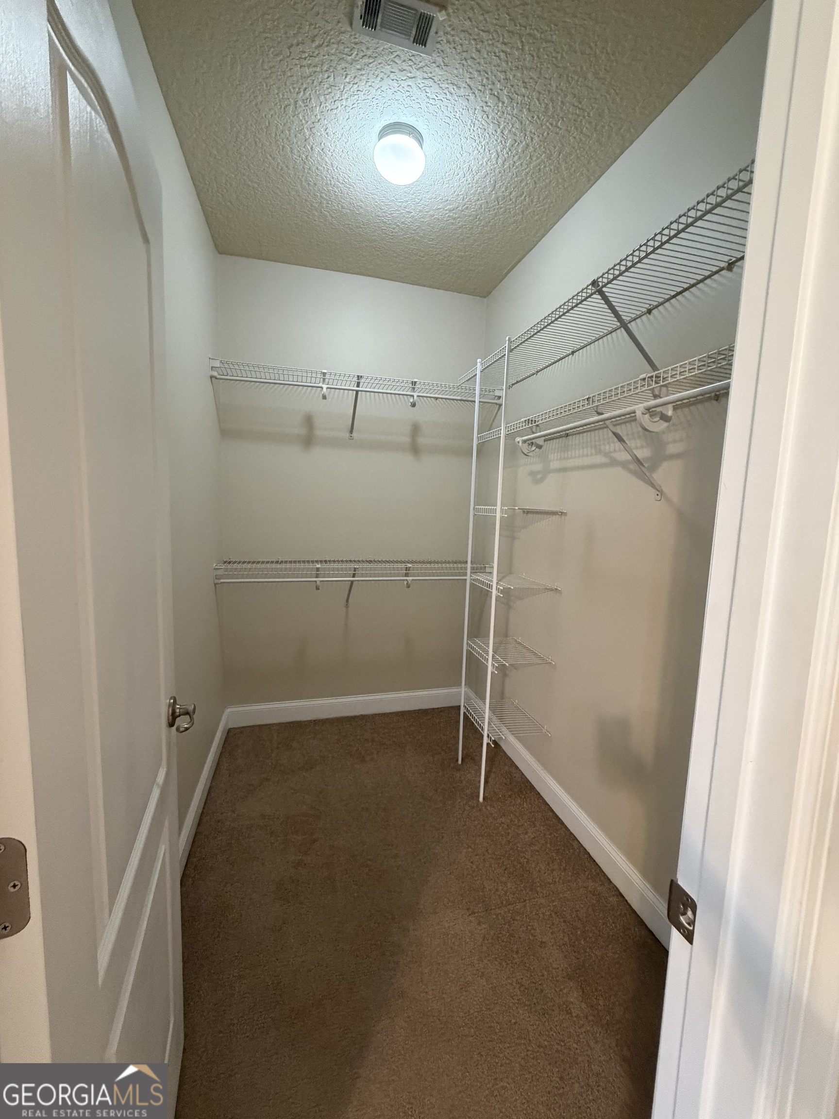 36 Coastal Walk St. Marys, GA 31558 - Photo 15 of 40 a view of an empty room