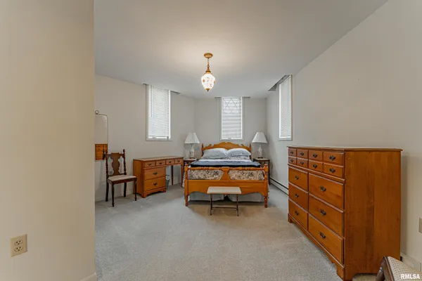 $190,000 | 311 South Logan Street, Lincoln, IL 62656
