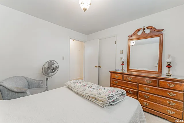 $299,000 | 311 South Logan Street, Lincoln, IL 62656