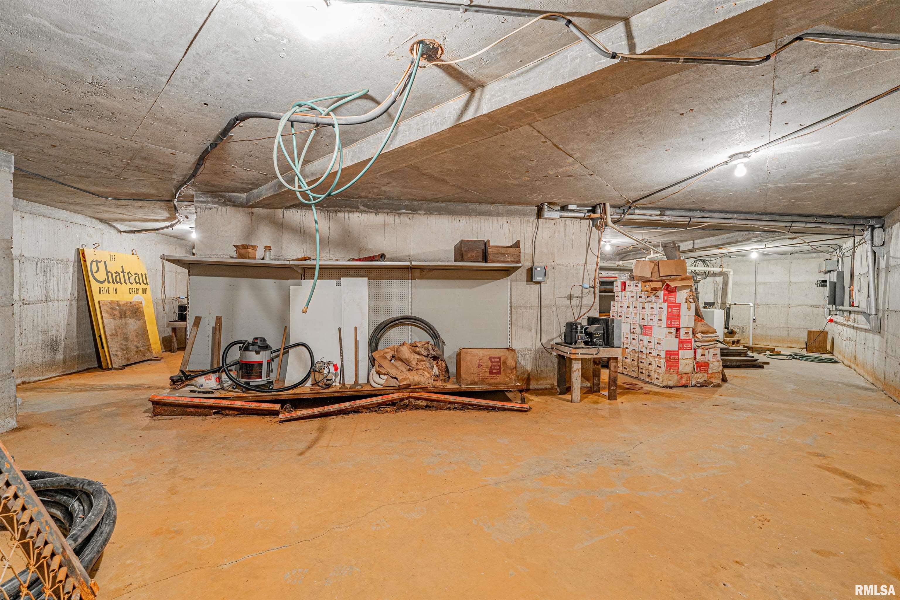 311 South Logan Street Lincoln, IL 62656 - Photo 44 of 50