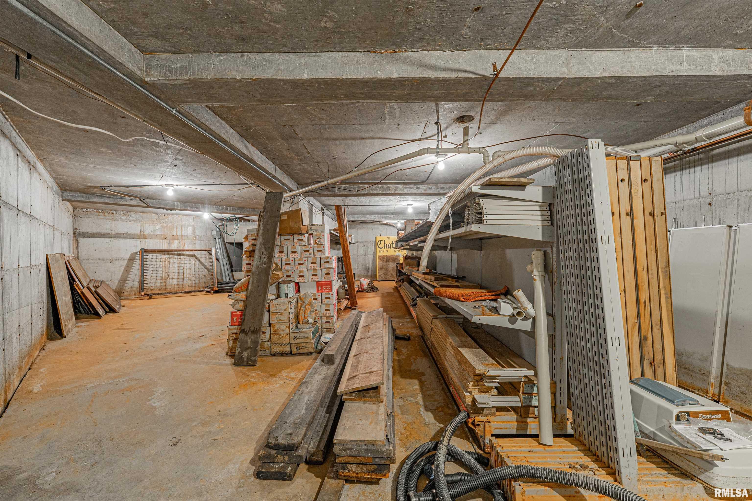 311 South Logan Street Lincoln, IL 62656 - Photo 46 of 50