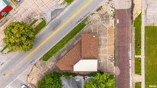 $190,000 | 311 South Logan Street, Lincoln, IL 62656
