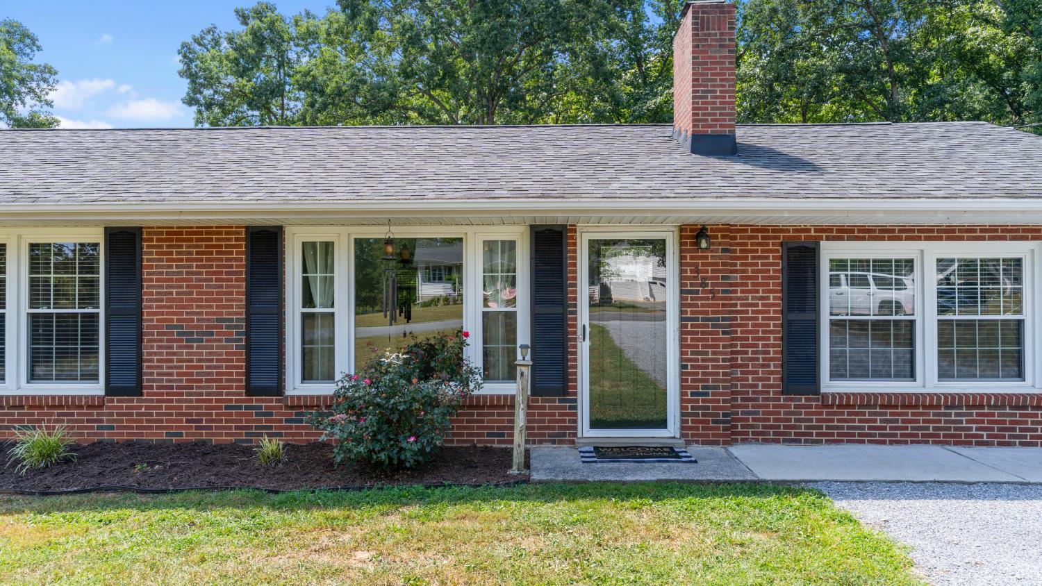 385 Keatts Road Gretna, VA 24557 - Photo 3 of 48 Gallery Image 3
