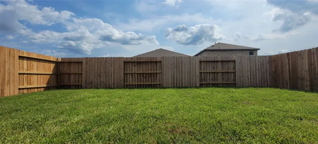 $250,090 | 1143 Blue Stone Drive, Beasley, TX 77417