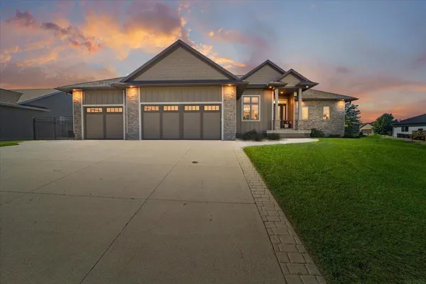 $599,900 | 402 Eagle Court, Shellsburg, IA 52332