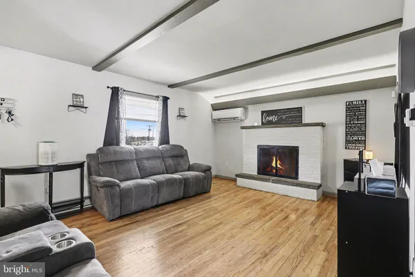 $419,999 | 3405 Columbia Avenue, Lancaster, PA 17603