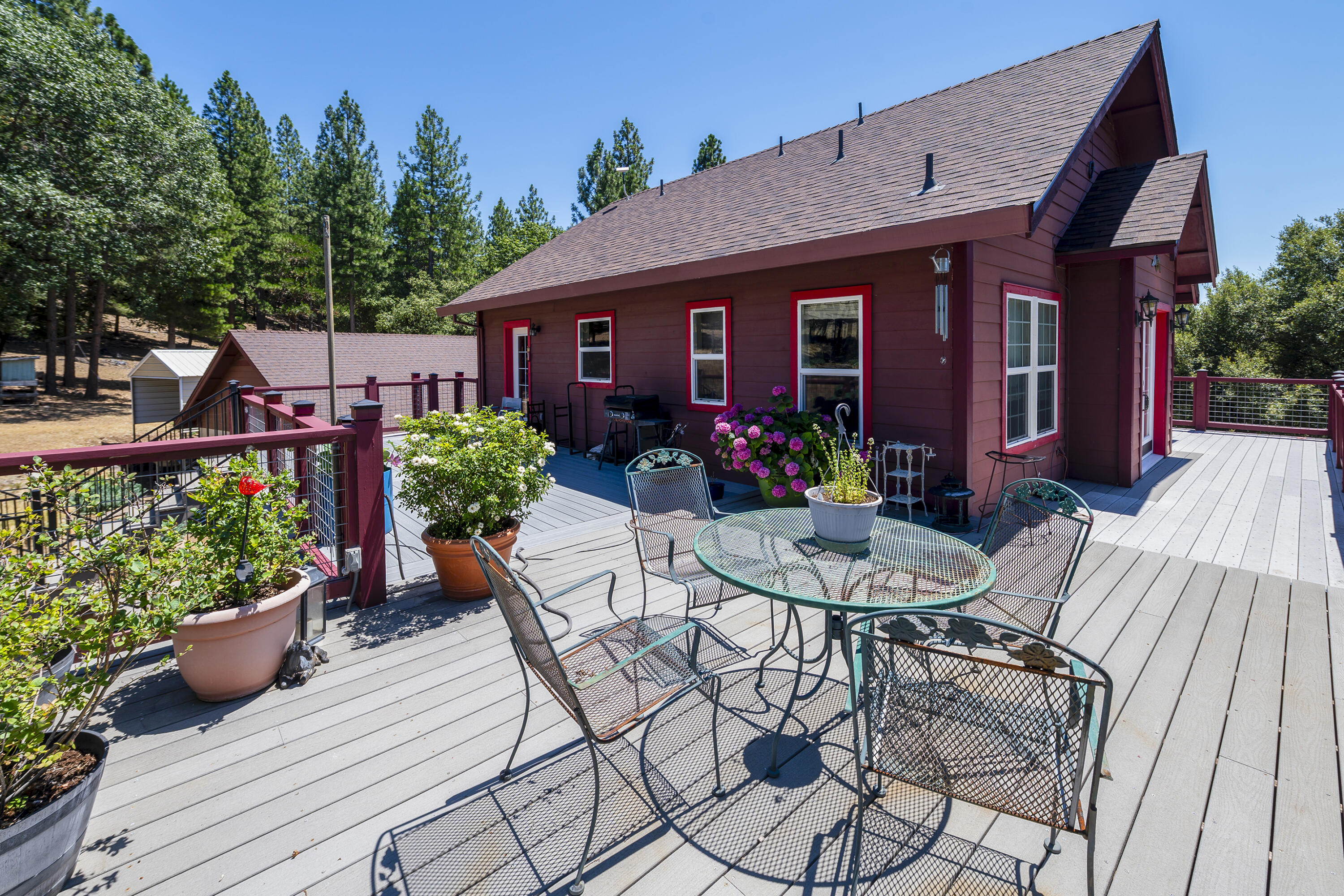 31300 Miller Mountain Road Whitmore, CA 96096 - Photo 21 of 52 Deck