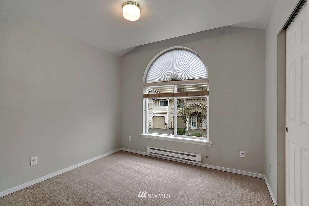 2201 192nd Street Southeast, Unit Y203 Bothell, WA 98012 - Photo 7 of 9
