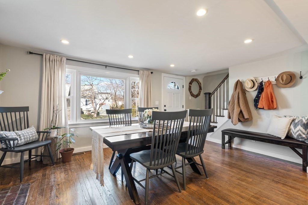 53 Frank Road Weymouth, MA 02191 - Photo 11 of 41 Gallery Image 11