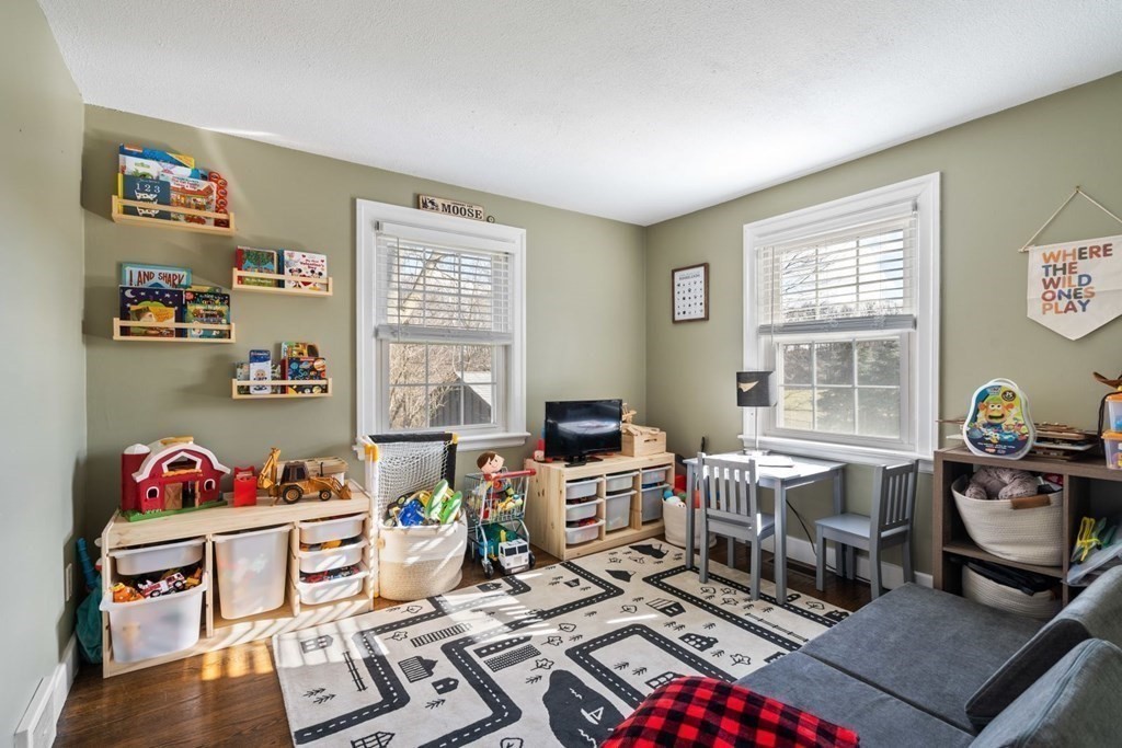 53 Frank Road Weymouth, MA 02191 - Photo 18 of 41 Gallery Image 18