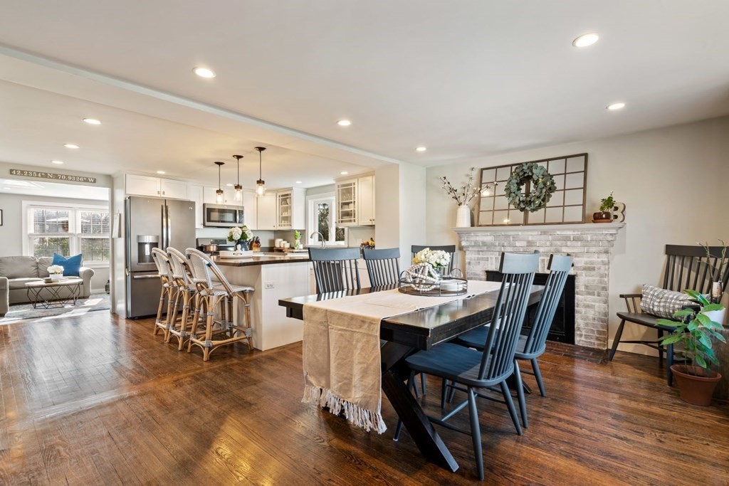 53 Frank Road Weymouth, MA 02191 - Photo 2 of 41 Gallery Image 2