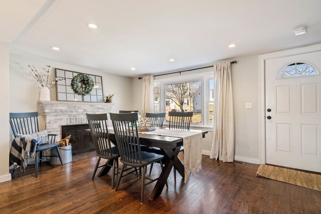 53 Frank Road Weymouth, MA 02191 - Photo 10 of 41 Gallery Image 10
