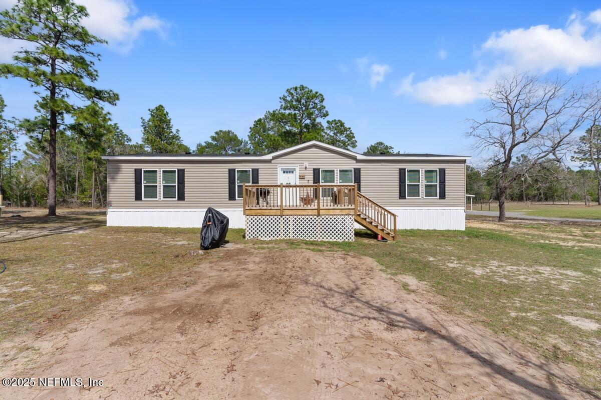 5940 Oak Leaf Road Keystone Heights, FL 32656 - Photo 1 of 20 front