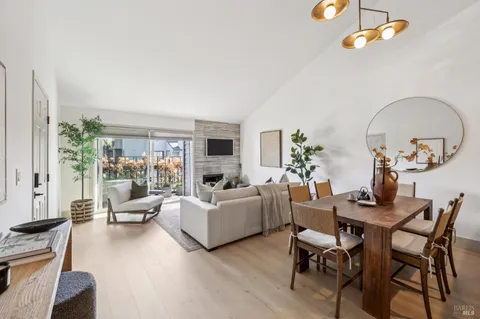 $949,000 | 168 Cypress Place, Sausalito, CA 94965