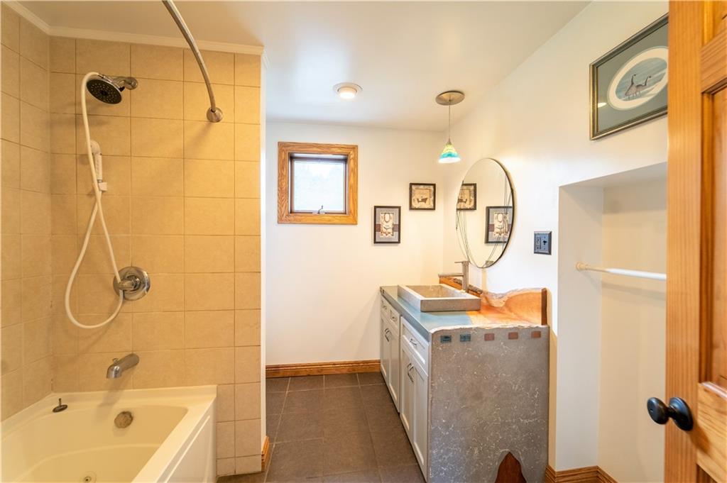 112 Cheeseman Road Portersville, PA 16051 - Photo 11 of 25 Gallery Image 11