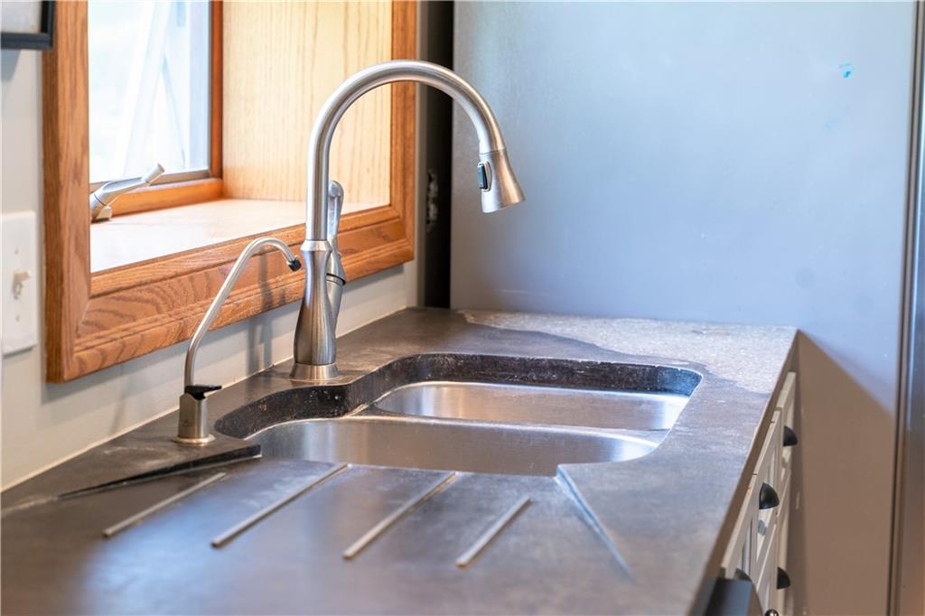112 Cheeseman Road Portersville, PA 16051 - Photo 6 of 25 Gallery Image 6