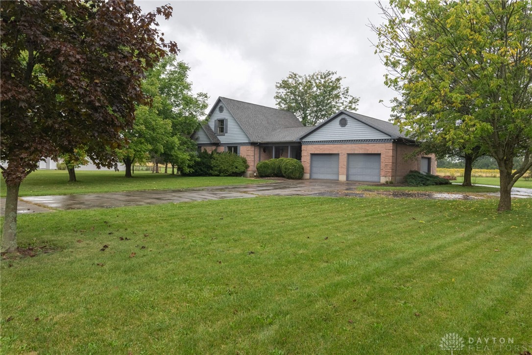 12075 Eagle Road New Lebanon, OH 45345 - Photo 1 of 37 Gallery Image 1