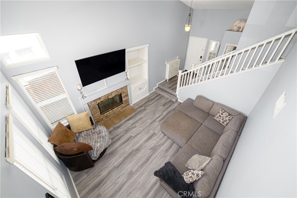 25 Iron Horse Trail Ladera Ranch, CA 92694 - Photo 9 of 35 Living room