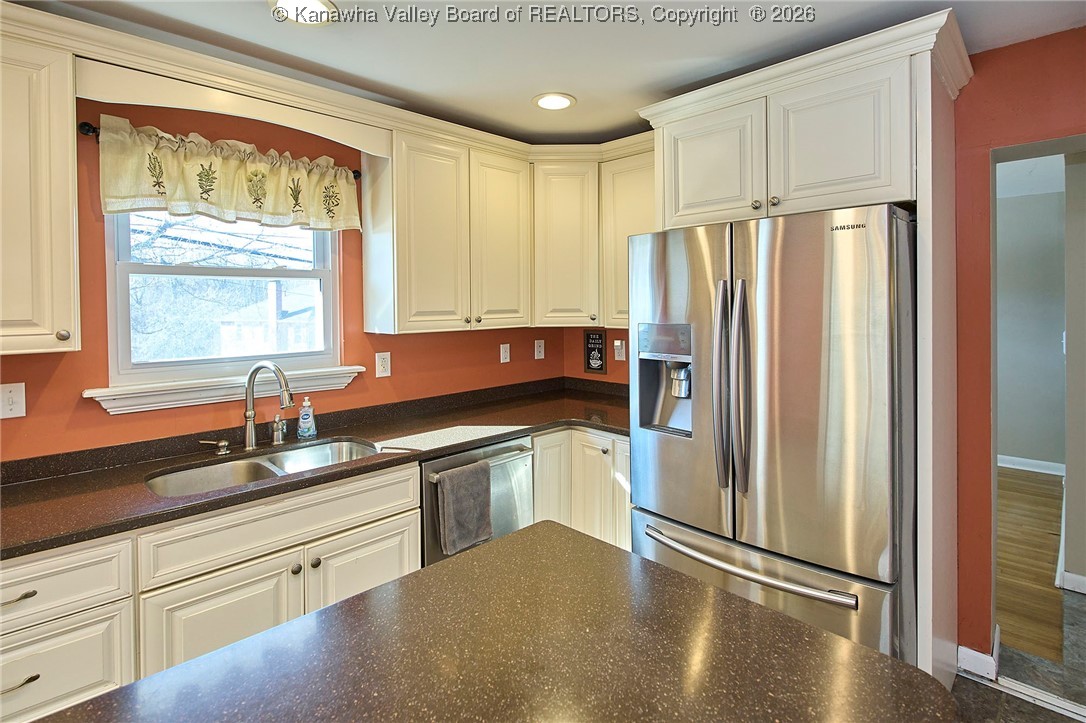 1634 Ravinia Road Charleston, WV 25314 - Photo 22 of 50 Gallery Image 22