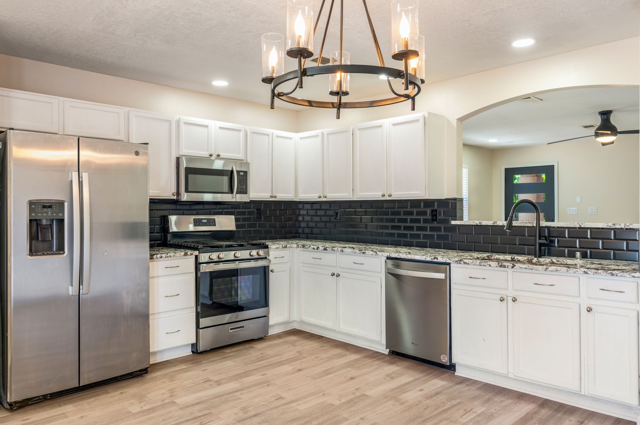 7419 Cripple Creek Road Northwest Albuquerque, NM 87114 - Photo 11 of 33