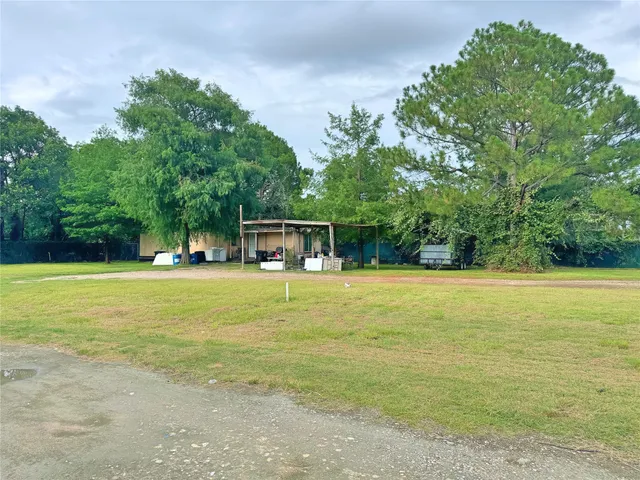 $365,000 | 831 Old Genoa Red Bluff Road, Houston, TX 77034