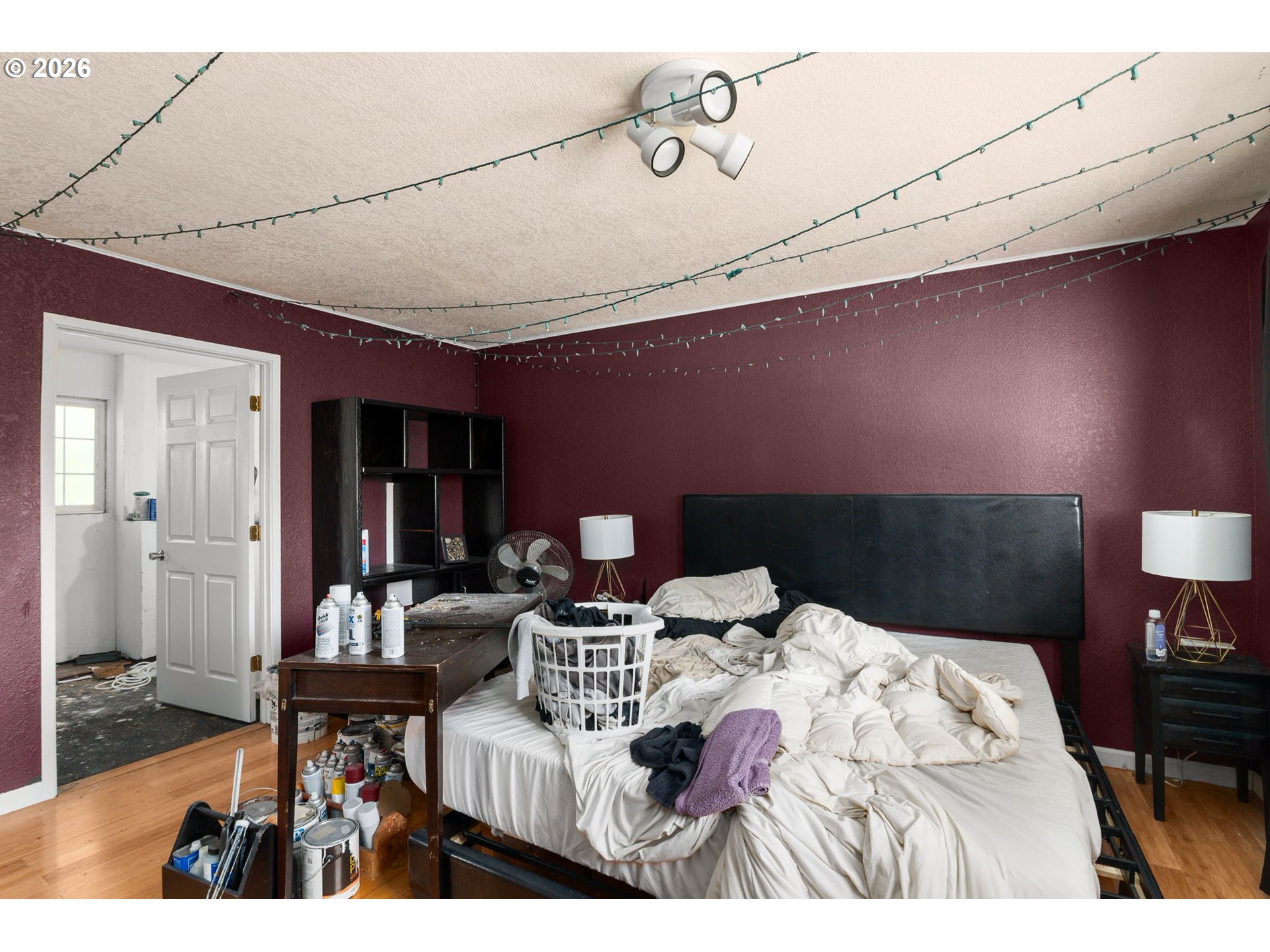 13670 Southwest 21st Street Beaverton, OR 97008 - Photo 15 of 26 a view of a livingroom with furniture and window