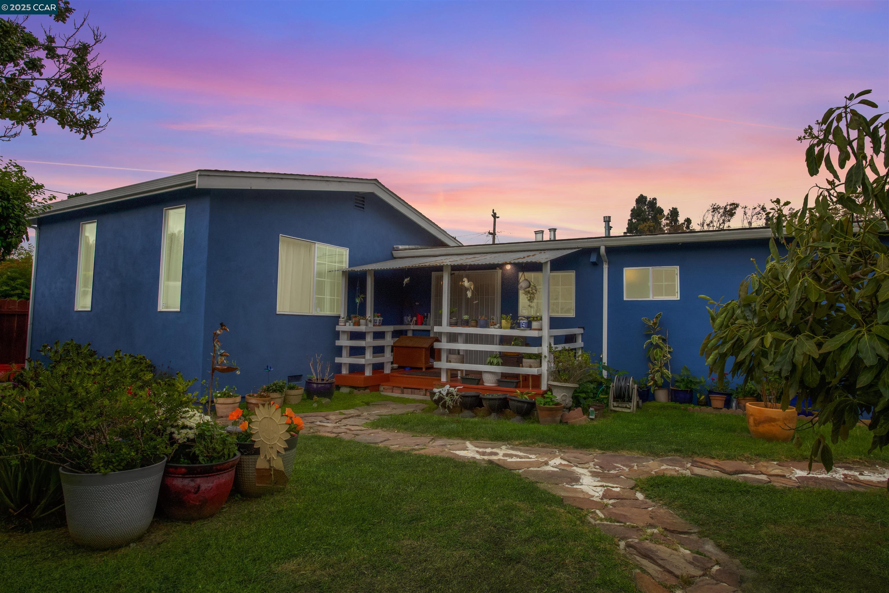 2919 Willow Road San Pablo, CA 94806 - Photo 3 of 17