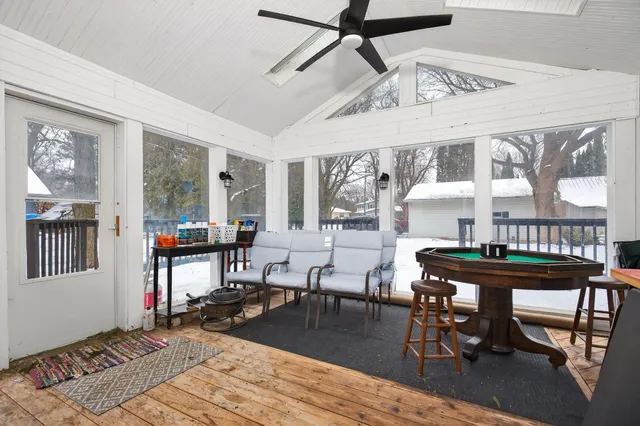 $389,900 | 2 Stames Drive, Appleton, WI 54914