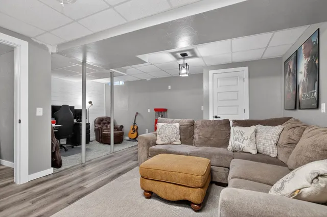 $389,900 | 2 Stames Drive, Appleton, WI 54914