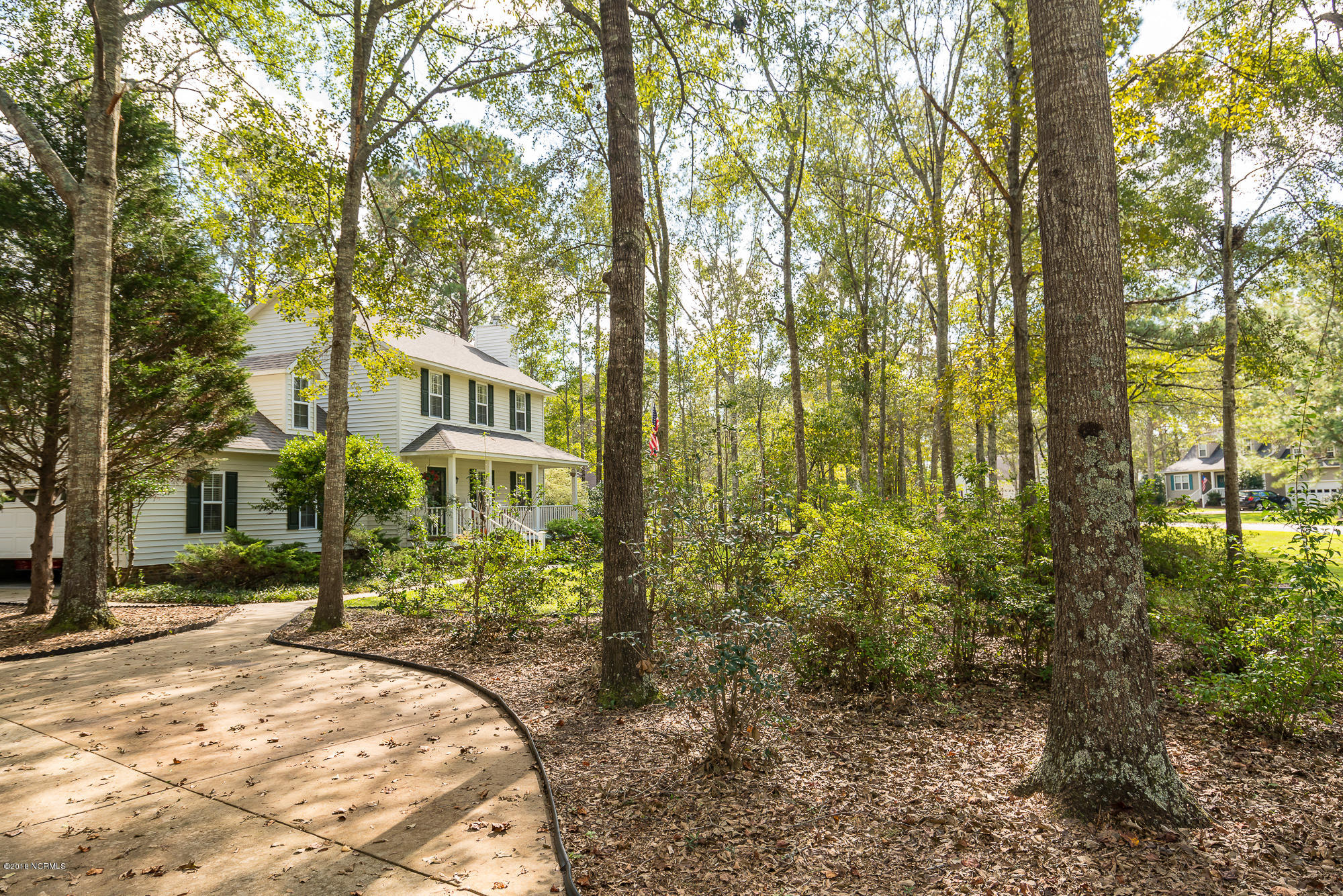 573 Deer Run Road New Bern, NC 28562 - Photo 2 of 33 573 Deer Run Road