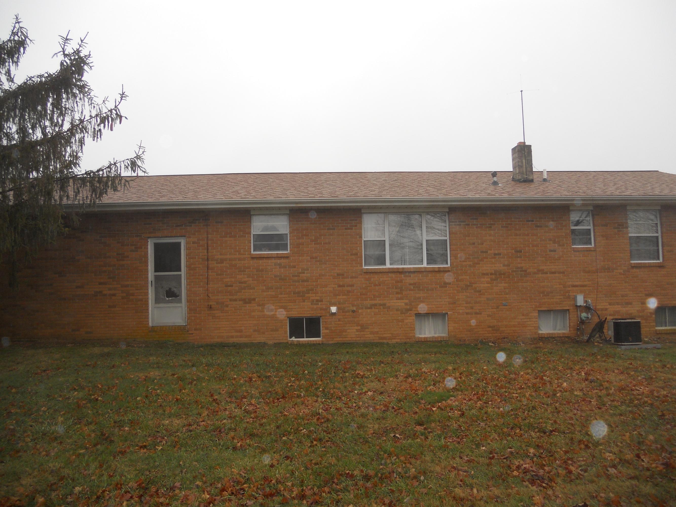 3008 Rugby Pike Allardt, TN 38504 - Photo 3 of 19 014
