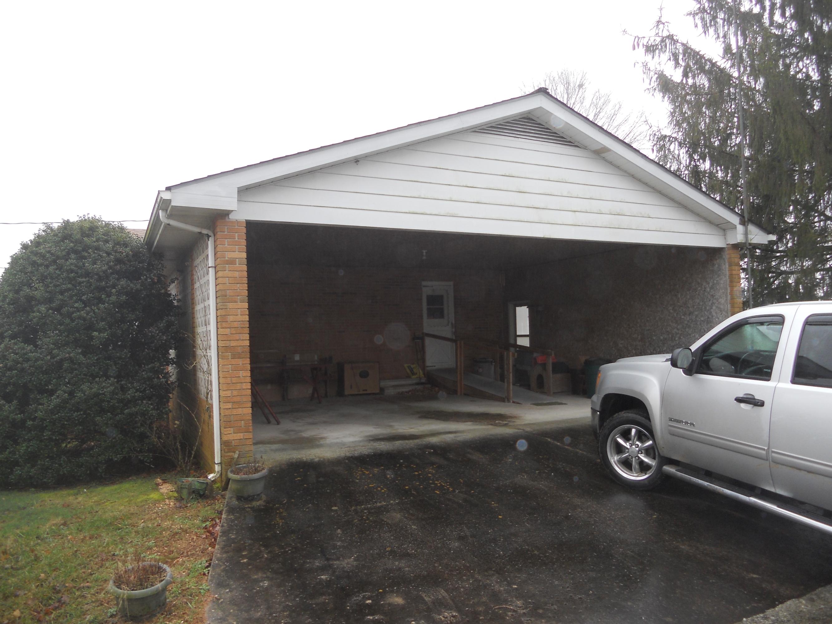 3008 Rugby Pike Allardt, TN 38504 - Photo 4 of 19 018