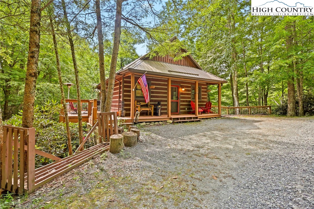 115 Old Chestnut Road Banner Elk, NC 28604 - Photo 1 of 41 Gallery Image 1