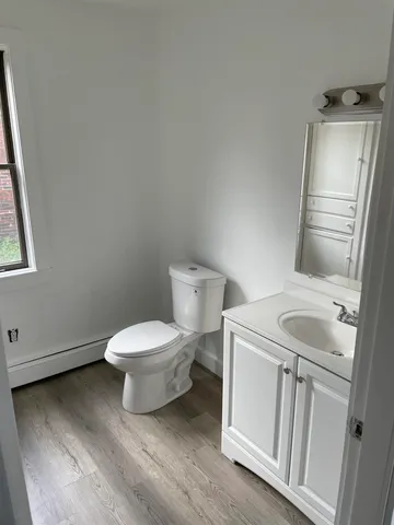 $1,900 | 69 South Street, Unit A, Rollinsford, NH 03869