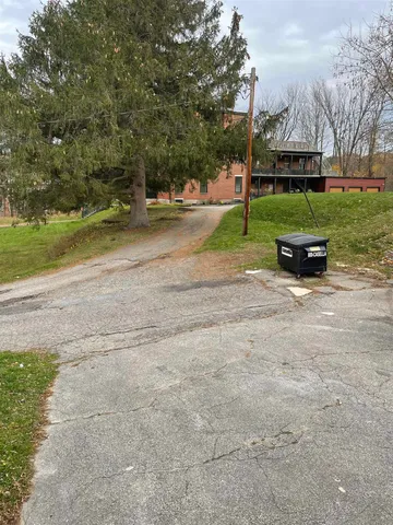 $1,900 | 69 South Street, Unit A, Rollinsford, NH 03869