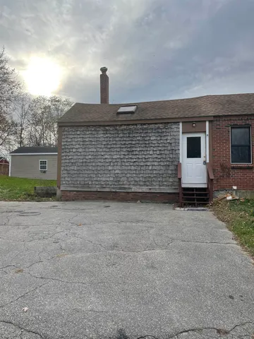 $1,900 | 69 South Street, Unit A, Rollinsford, NH 03869