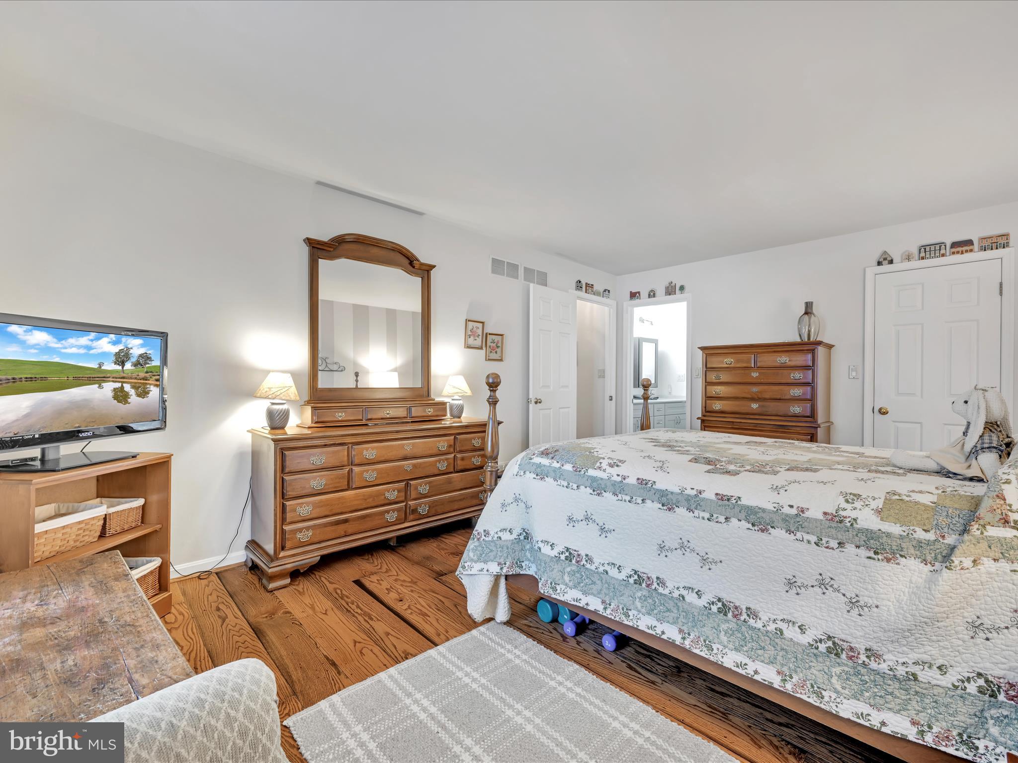 3445 Pebble Ridge Drive York, PA 17402 - Photo 20 of 48 Primary Bedroom