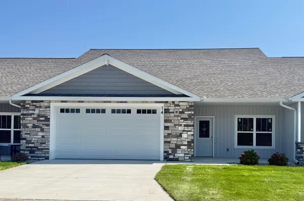 $399,900 | 14 Cove Drive, Bay City, MI 48706