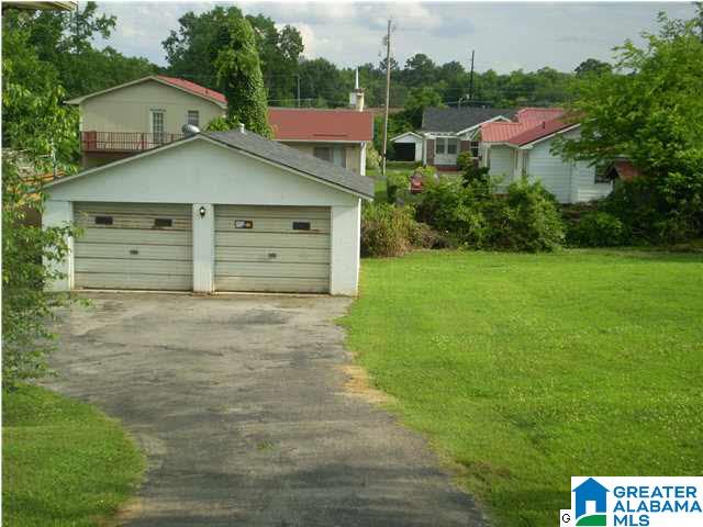 424 Alice Street Southwest Bessemer, AL 35022 - Photo 5 of 16