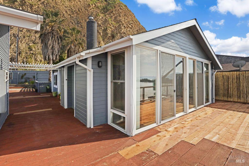 34 Sandy Beach Road Vallejo, CA 94590 - Photo 14 of 63