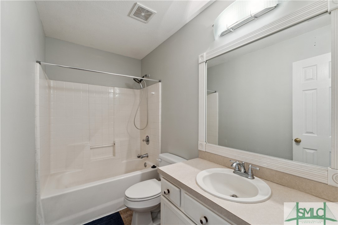 8 Stoney Hill Road Pooler, GA 31322 - Photo 33 of 47 Secondary bathroom
