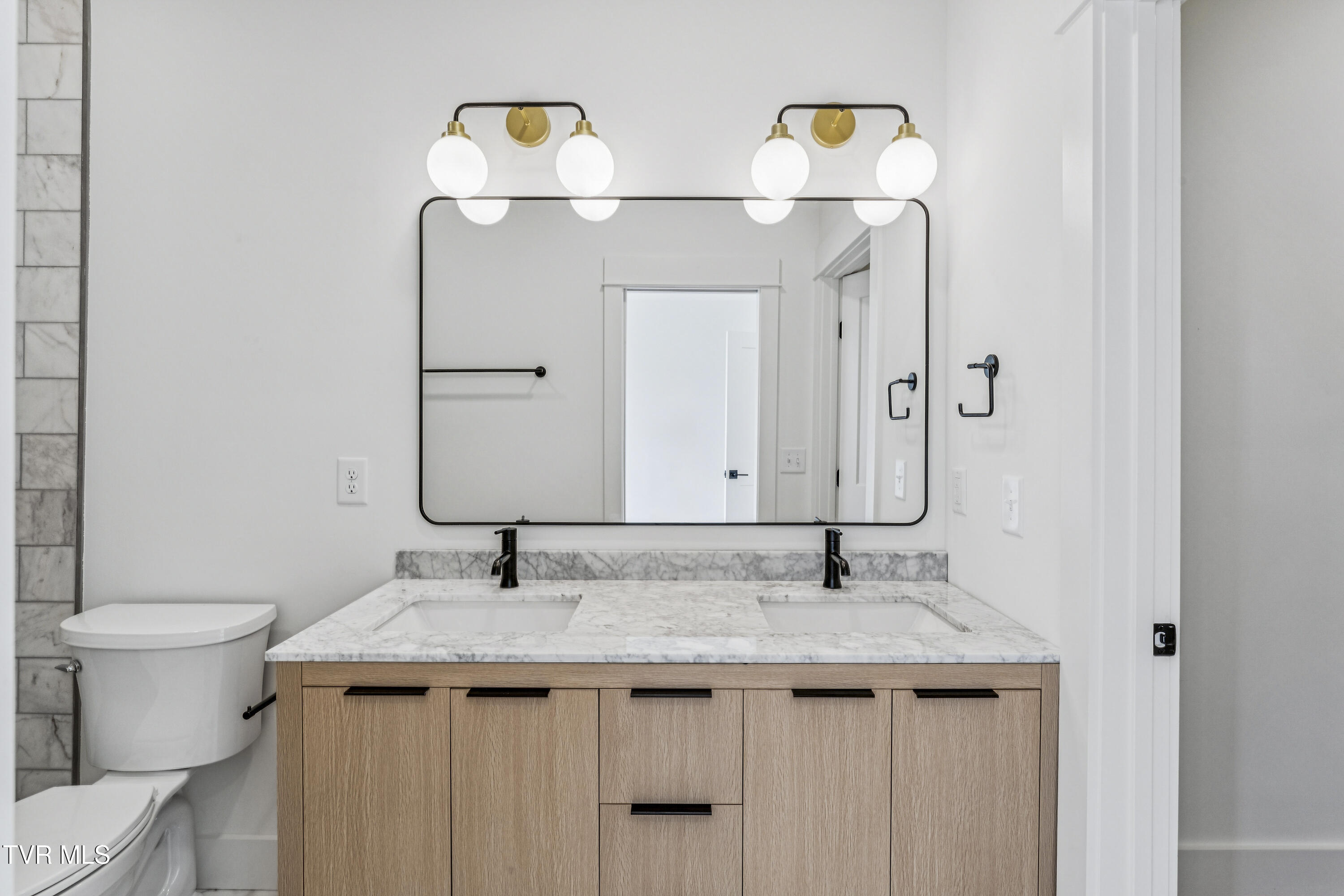 1533 Pactolas Road, Unit 105 Johnson City, TN 37604 - Photo 28 of 49 Pactolas1-32